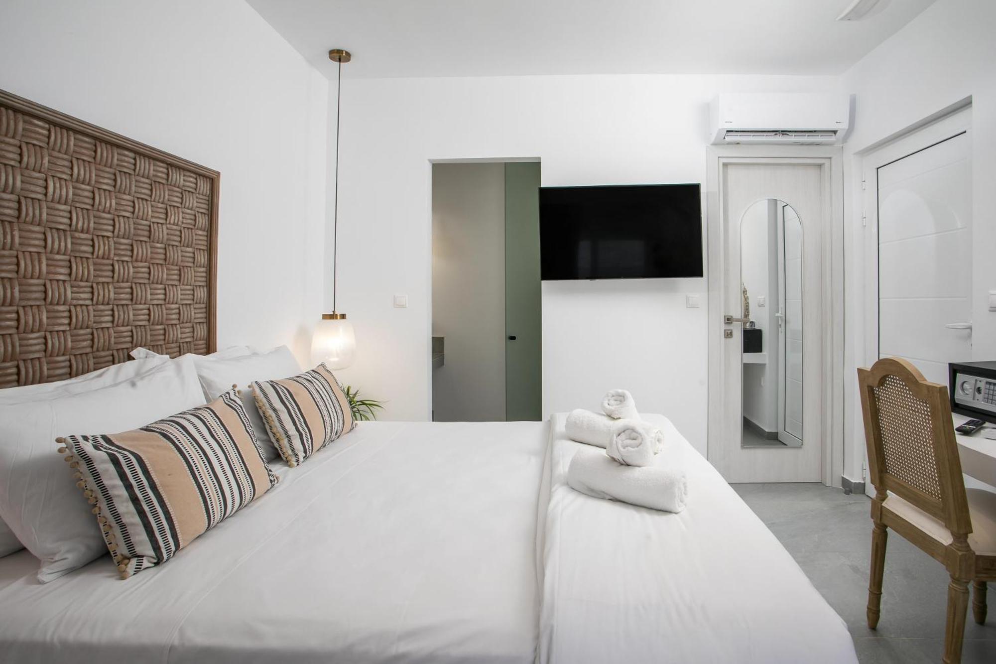 Calma Luxury Studios & Suites 팔리라키 외부 사진