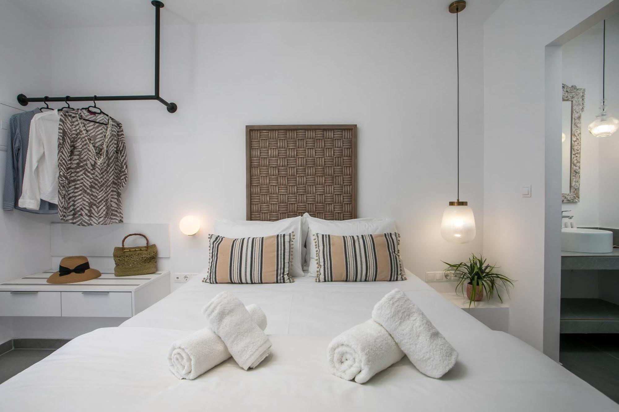 Calma Luxury Studios & Suites 팔리라키 외부 사진