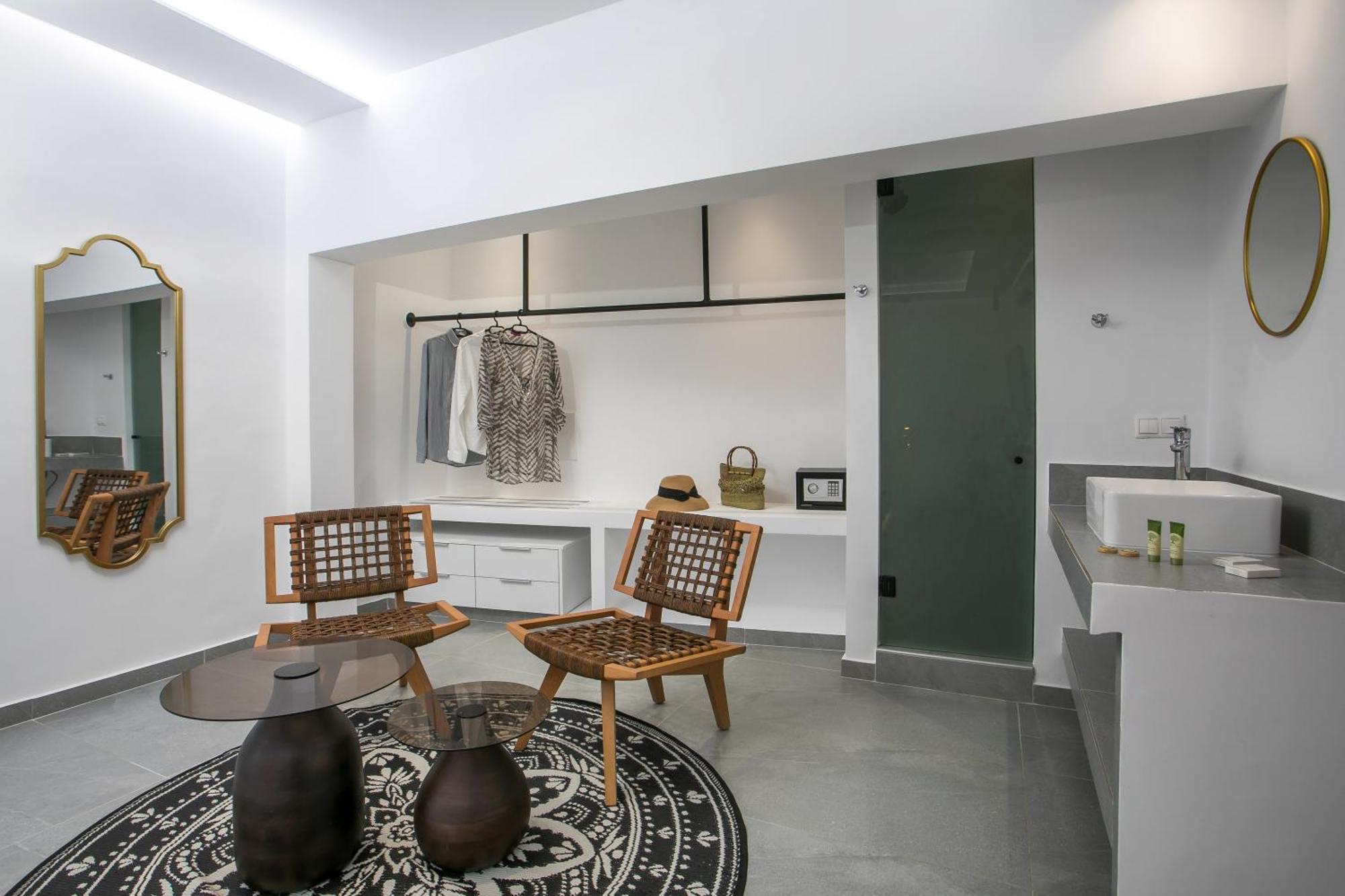 Calma Luxury Studios & Suites 팔리라키 외부 사진