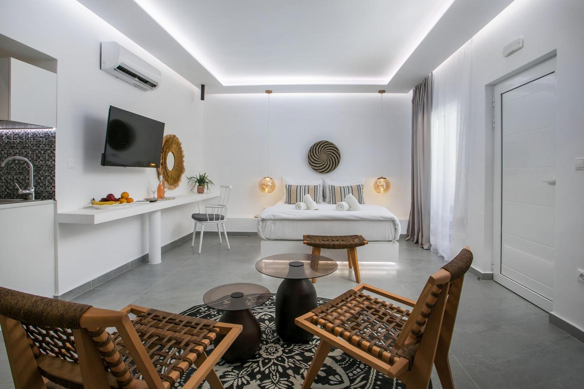 Calma Luxury Studios & Suites 팔리라키 외부 사진