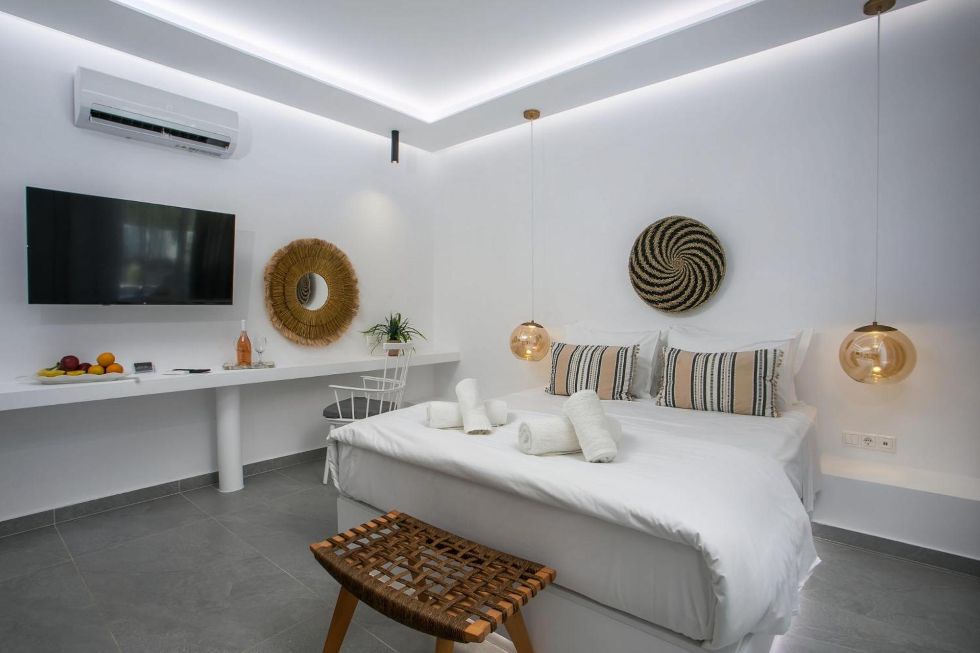 Calma Luxury Studios & Suites 팔리라키 외부 사진