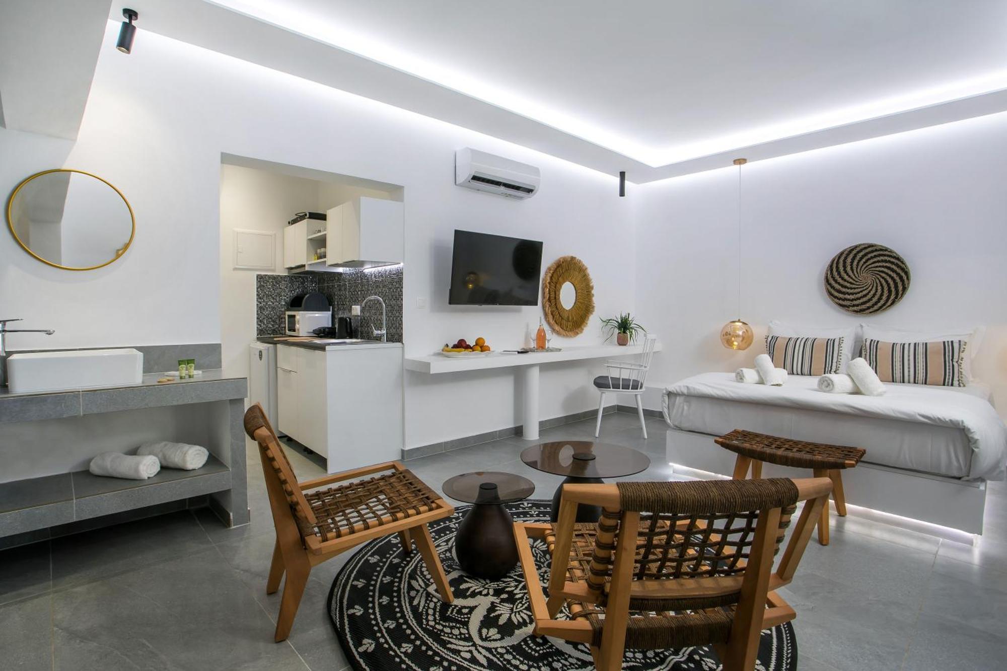 Calma Luxury Studios & Suites 팔리라키 외부 사진