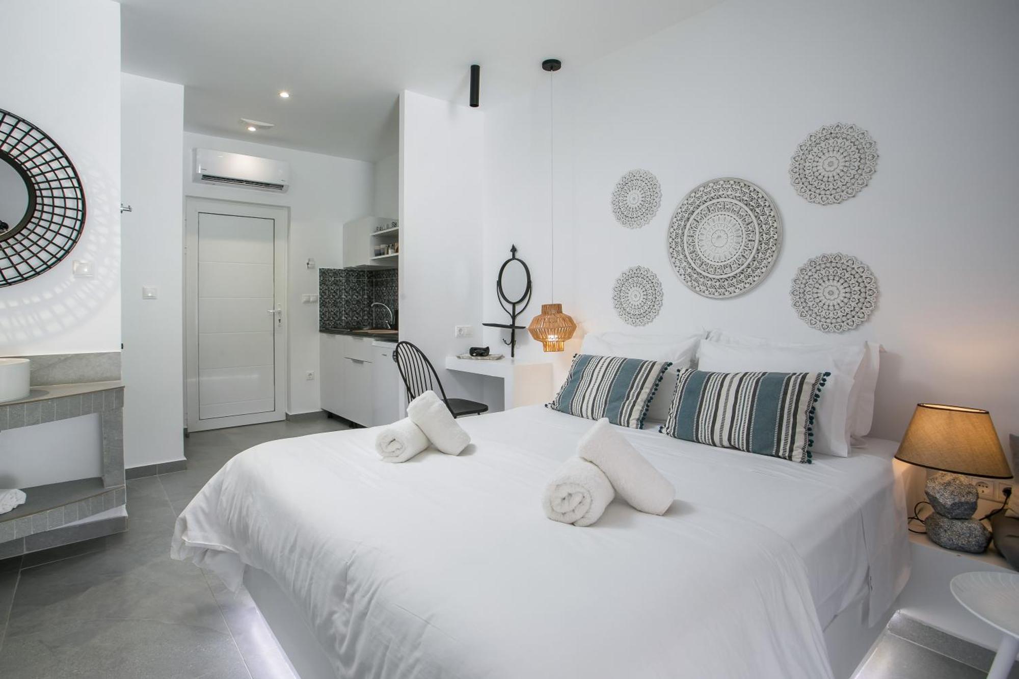Calma Luxury Studios & Suites 팔리라키 외부 사진
