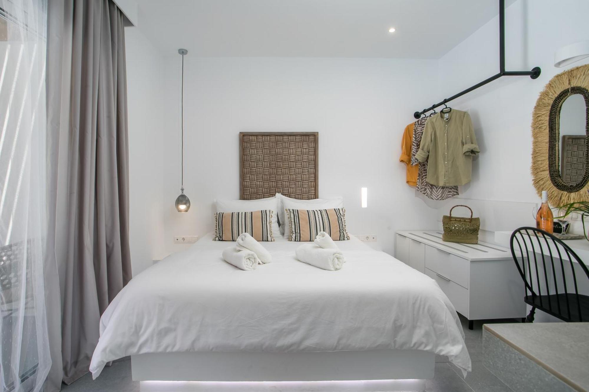 Calma Luxury Studios & Suites 팔리라키 외부 사진